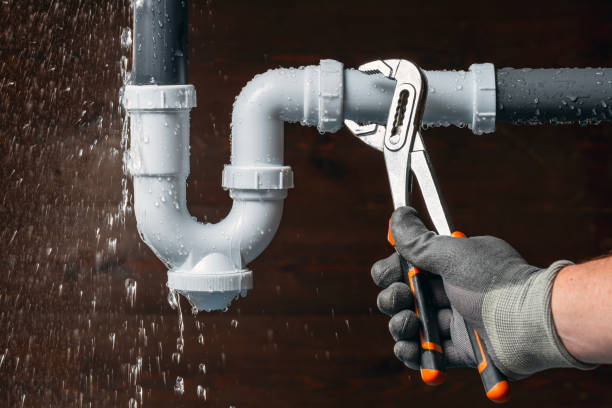 Professional Leak Detection technician working in Gilman, CT